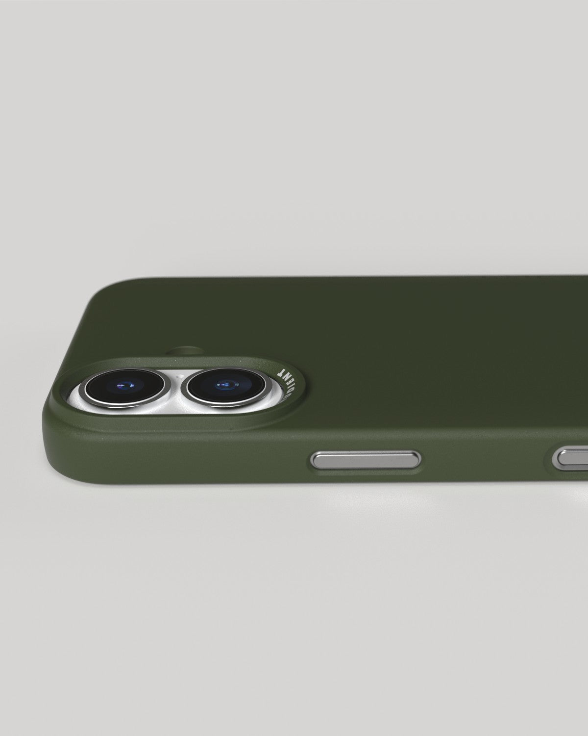 Thin Case - iPhone 16 - Ink Black & Pine Green