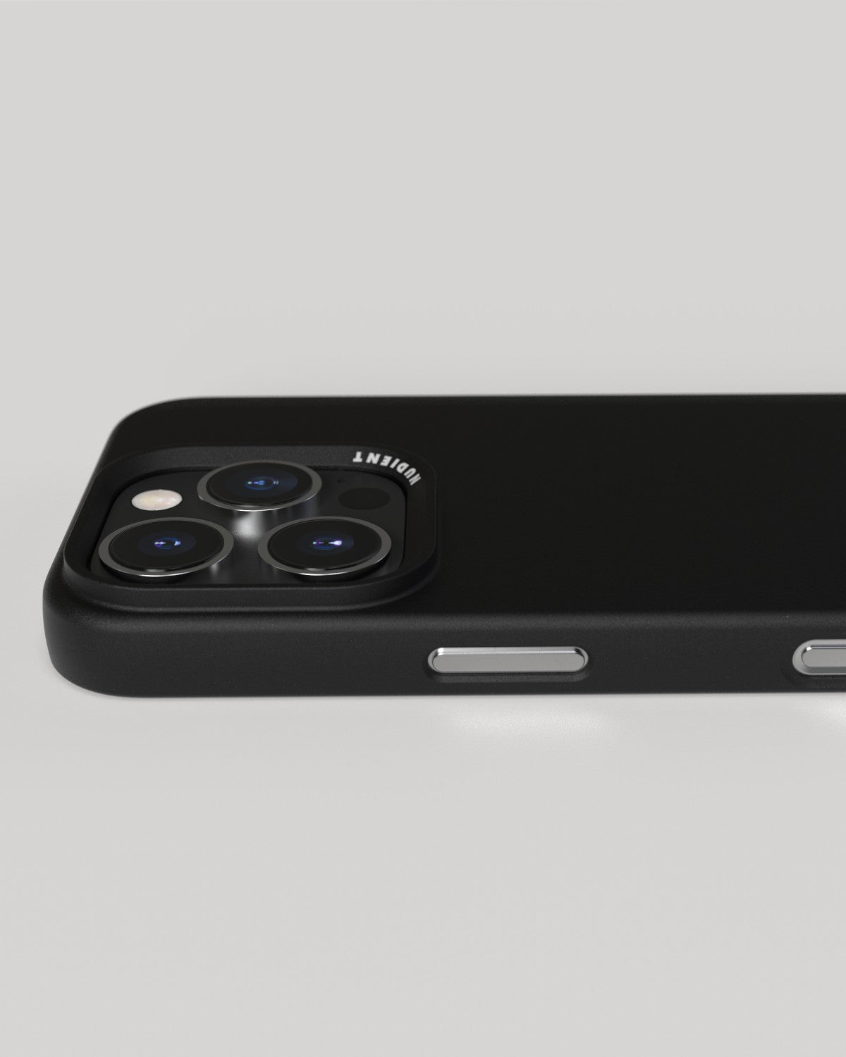 Thin Case - iPhone 16 Pro - Ink Black & Pine Green